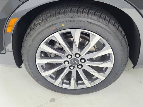 Used 2024 Chevrolet Blazer Premier w/ Driver Confidence II Package FWD image 33