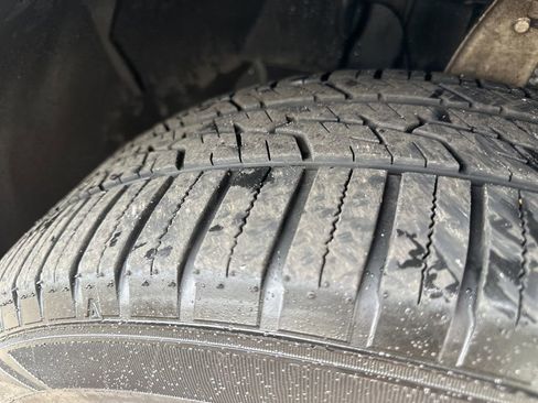 Used 2018 Volvo XC90 T6 Momentum w/ Convenience Package image 24