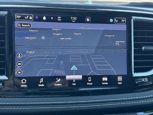 Used 2023 Chrysler Pacifica Limited w/ Uconnect Theater Family Group AWD/4WD image 22