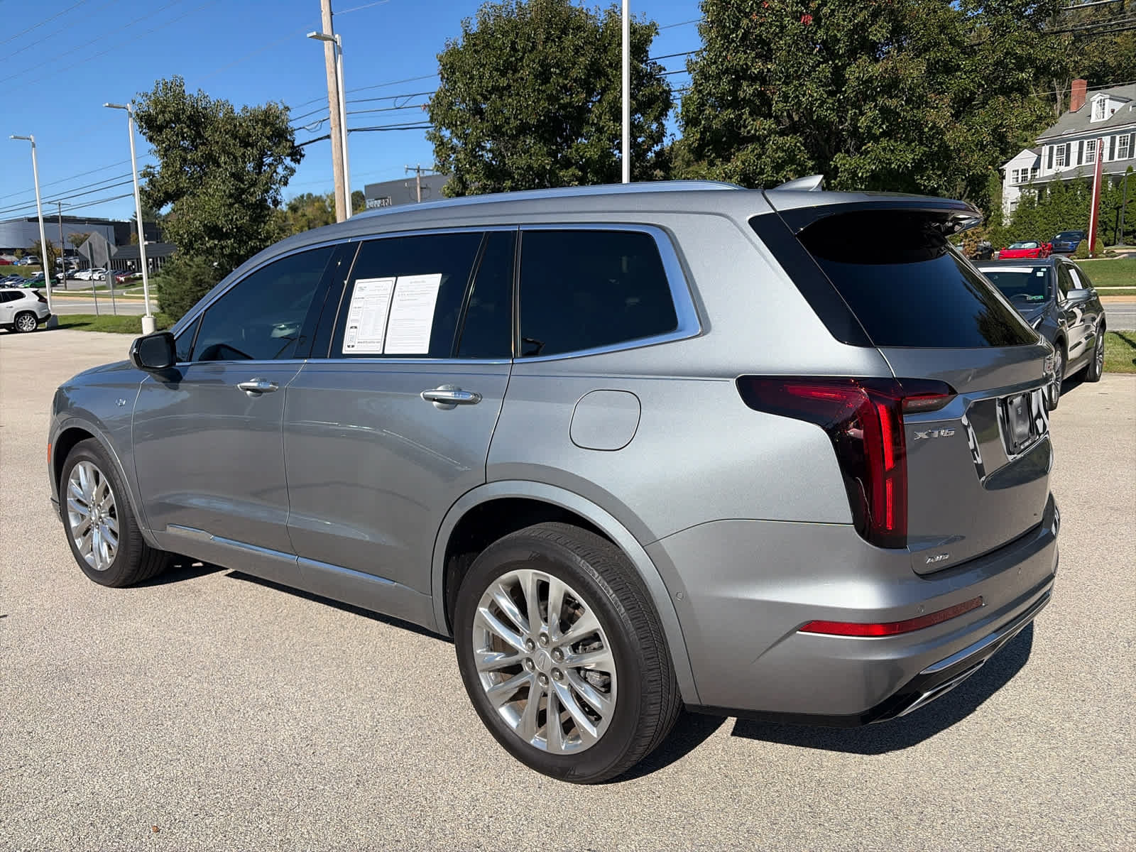Certified 2024 Cadillac XT6 Premium Luxury w/ Technology Package AWD/4WD image 2