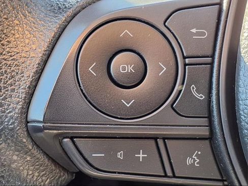 Used 2025 Toyota Corolla LE image 23