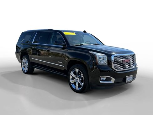 Used 2019 GMC Yukon XL Denali w/ Denali Ultimate Package image 7