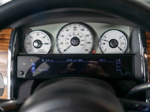 Used 2012 Rolls-Royce Ghost image 21