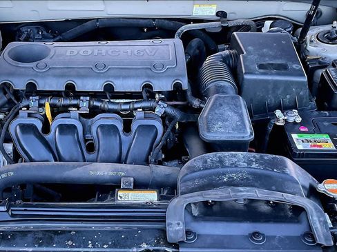 Used 2010 Hyundai Sonata GLS FWD image 9