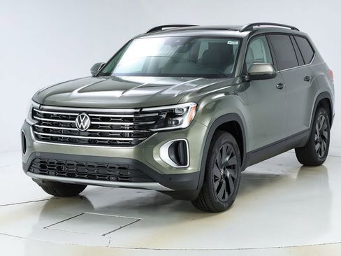 New 2026 Volkswagen Atlas SE FWD image 40