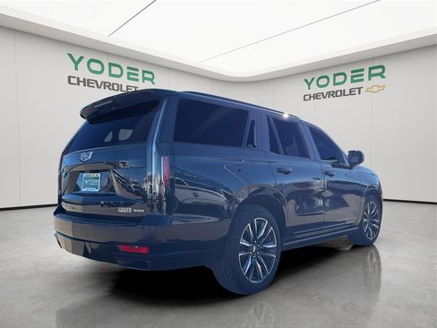 Used 2021 Cadillac Escalade Sport Platinum image 7