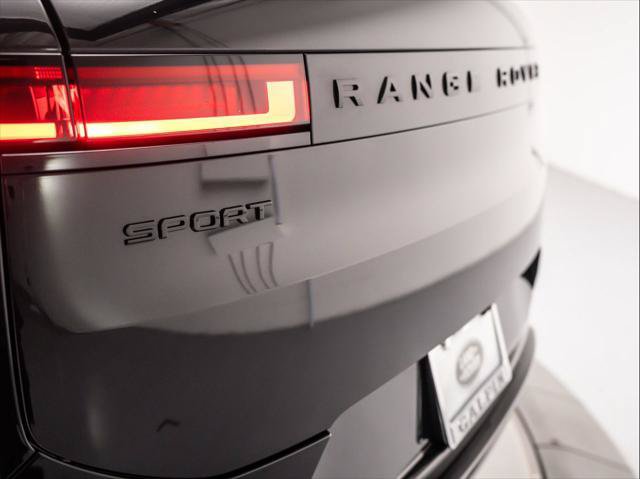 New 2026 Land Rover Range Rover Sport Dynamic SE AWD/4WD image 30