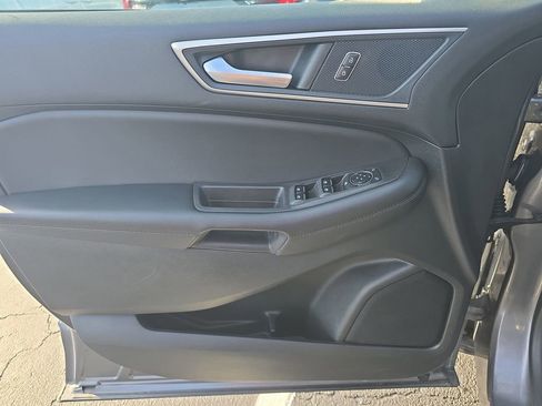 Used 2024 Ford Edge SEL image 27