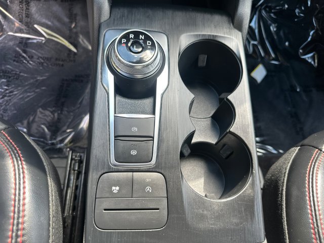 Used 2025 Ford Escape ST-Line AWD/4WD image 38