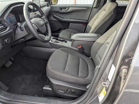 Used 2023 Ford Escape Active image 14