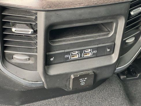 Used 2025 RAM 1500 Laramie w/ Sport Appearance Package image 32