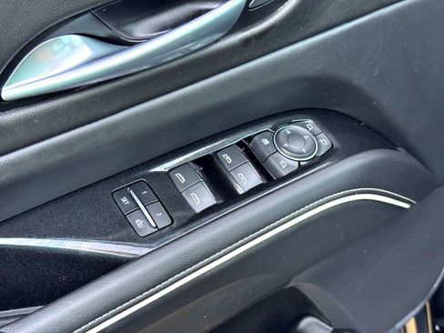 Used 2023 Cadillac Escalade Sport image 17