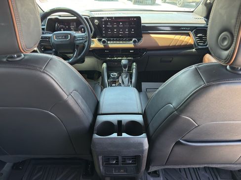 Certified 2024 GMC Canyon AT4 AWD/4WD image 12