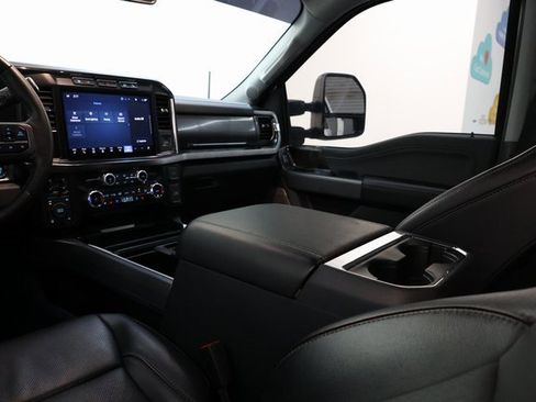 Used 2024 Ford F250 Lariat w/ FX4 Off-Road Package image 79