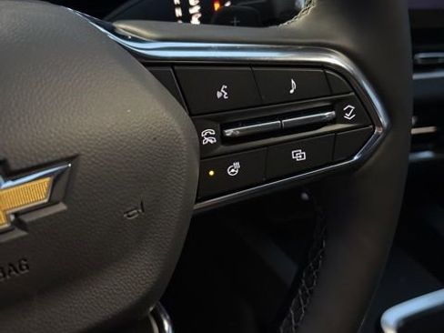 New 2026 Chevrolet Equinox LT w/ Safety and Technology Package AWD/4WD image 23