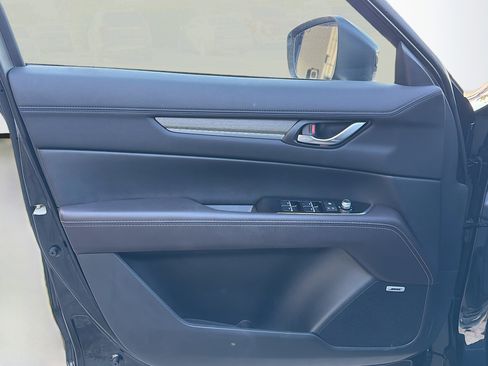 Used 2025 MAZDA CX-5 Signature image 21