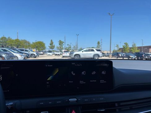 Used 2025 Kia K4 FWD image 17