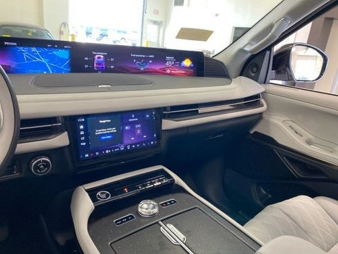 New 2026 Lincoln Navigator L Black Label AWD/4WD image 47
