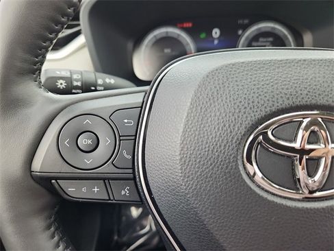 Used 2023 Toyota RAV4 Limited image 19