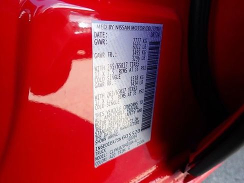 Used 2025 Nissan Frontier SV AWD/4WD image 22