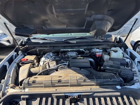 Used 2023 GMC Sierra 2500 SLT w/ SLT Premium Package image 11