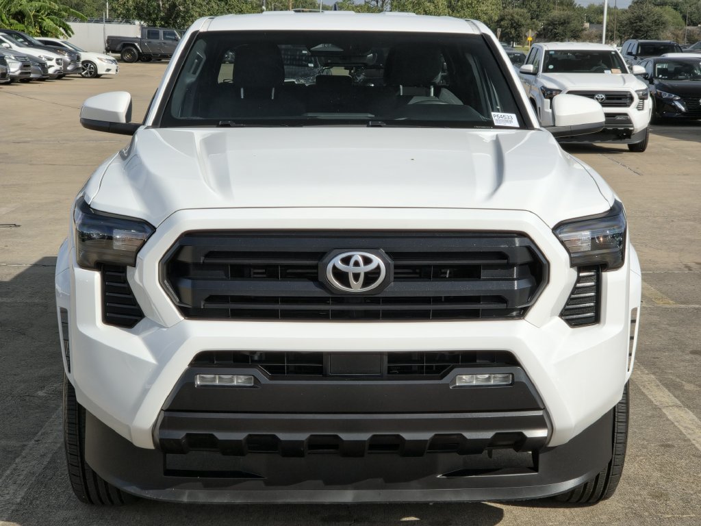 Used 2024 Toyota Tacoma SR5 AWD/4WD image 3
