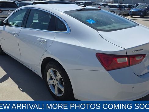 Used 2020 Chevrolet Malibu LS w/ Driver Confidence Package II image 3