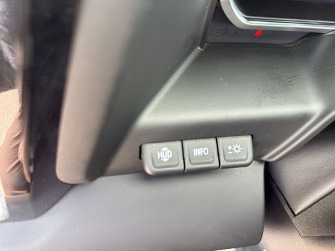 Used 2024 GMC Sierra 1500 Denali w/ Technology Package image 18