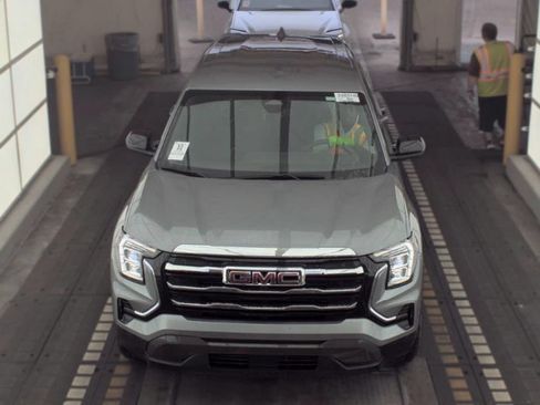Used 2026 GMC Terrain Elevation FWD image 2