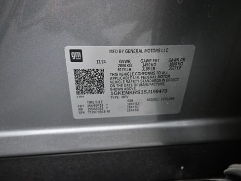 Used 2025 GMC Acadia Elevation FWD image 9