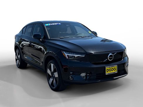 Used 2023 Volvo C40 P8 Recharge Ultimate w/ Protection Package Premier AWD/4WD image 7