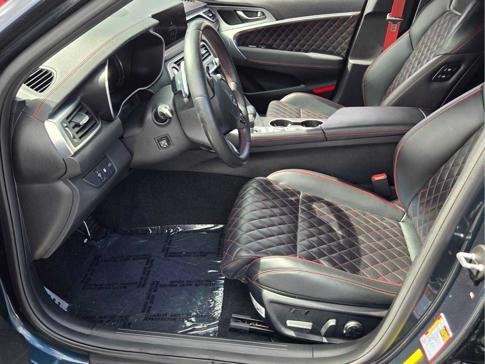Used 2022 Genesis G70 3.3T RWD image 10