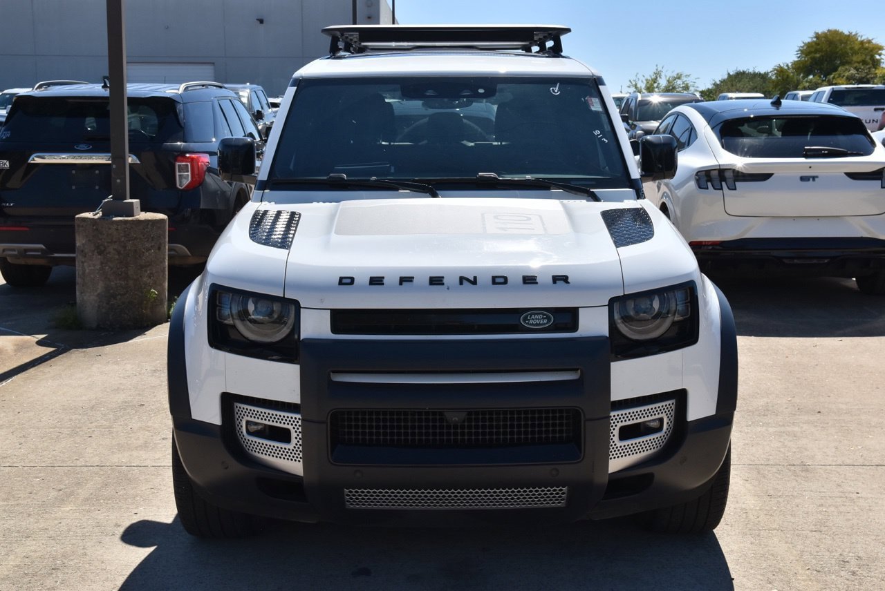 Used 2023 Land Rover Defender 110 S AWD/4WD image 3