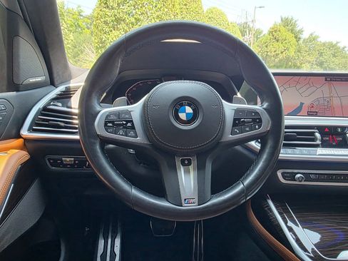 Used 2020 BMW X7 xDrive40i w/ M Sport Package AWD/4WD image 22