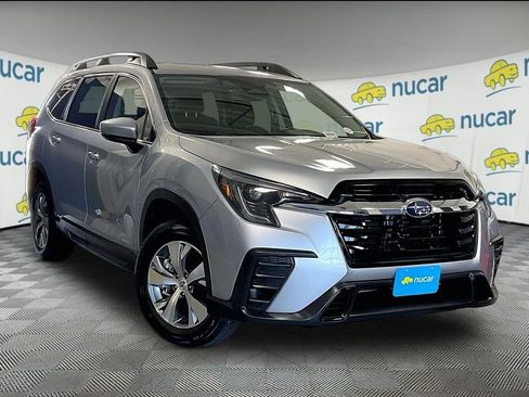 Used 2025 Subaru Ascent Premium AWD/4WD image 1