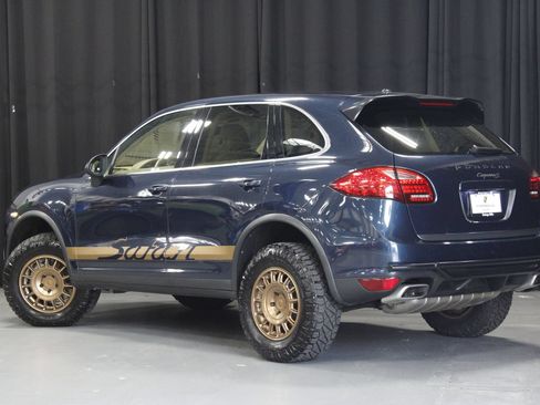 Used 2011 Porsche Cayenne S AWD/4WD image 3