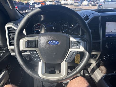 Used 2020 Ford F250 Lariat image 27