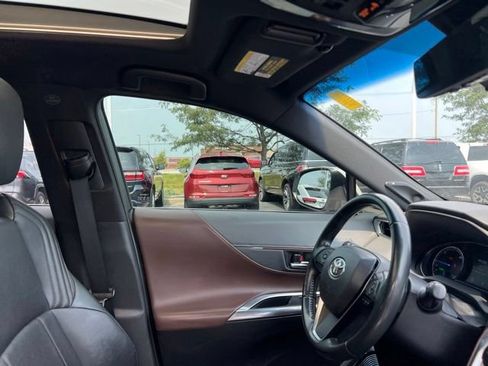 Used 2021 Toyota Venza Limited w/ Advanced Technology Package AWD/4WD image 38