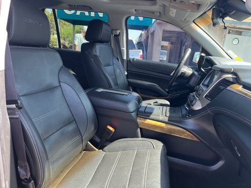 Used 2017 GMC Yukon XL Denali w/ Open Road Package RWD image 39