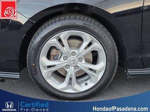 Certified 2023 Honda Accord LX image 28