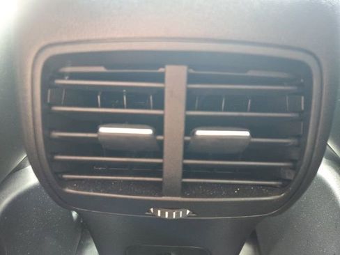 Used 2025 Ford Escape Platinum image 41