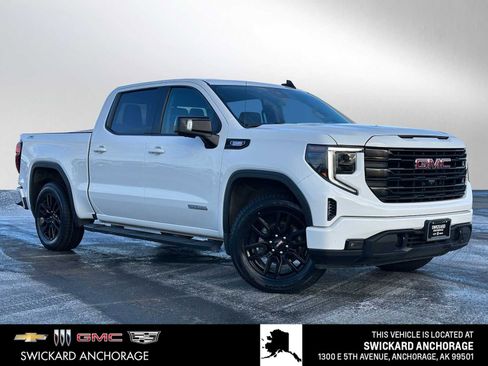 Used 2023 GMC Sierra 1500 Elevation w/ Elevation Premium Package AWD/4WD image 1