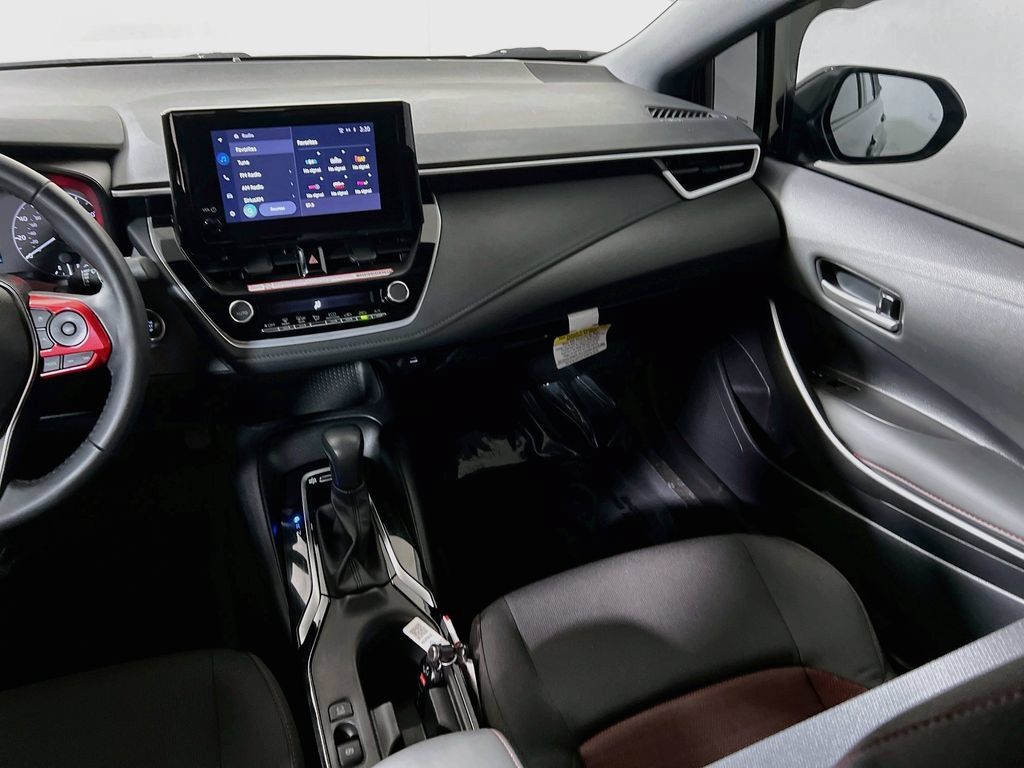 Certified 2025 Toyota Corolla SE FWD image 20