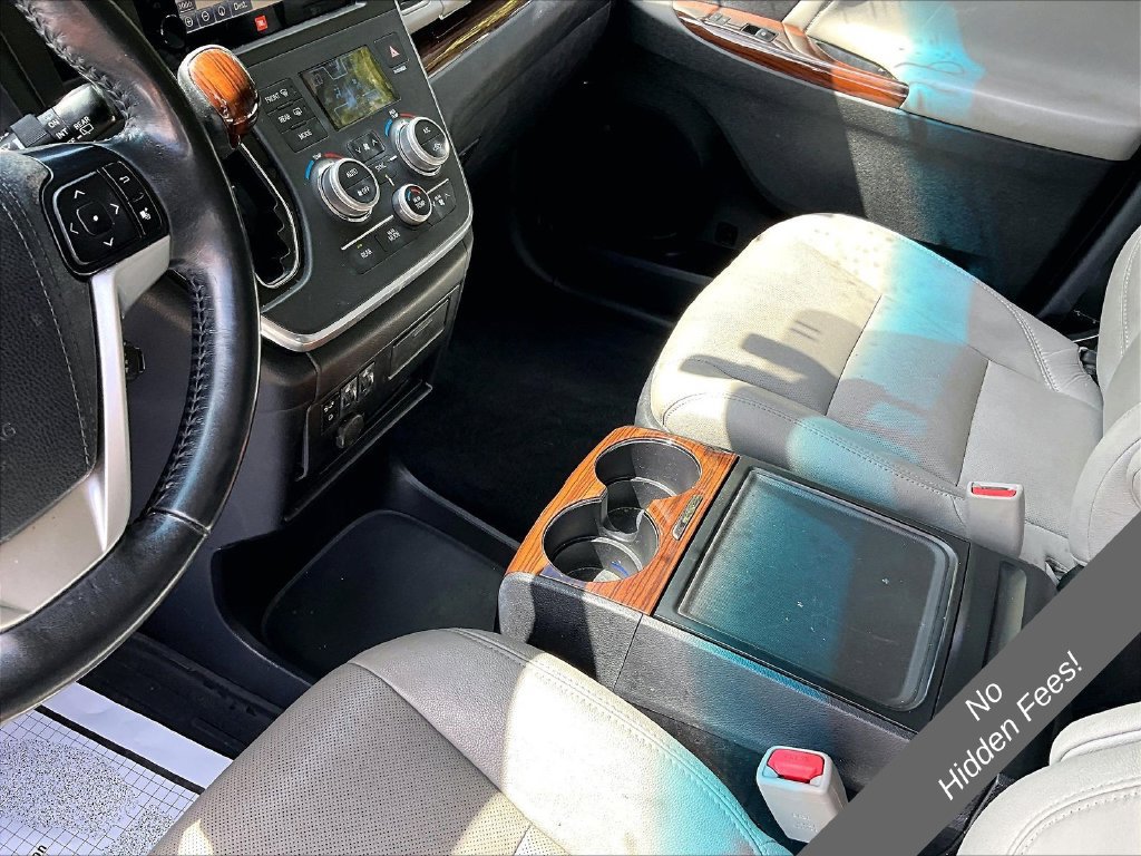 Used 2017 Toyota Sienna Limited Premium AWD/4WD image 13