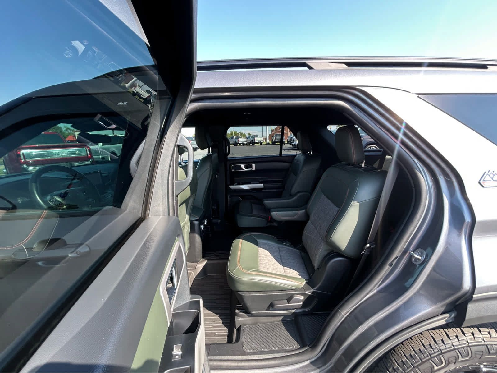 Used 2022 Ford Explorer Timberline AWD/4WD image 13