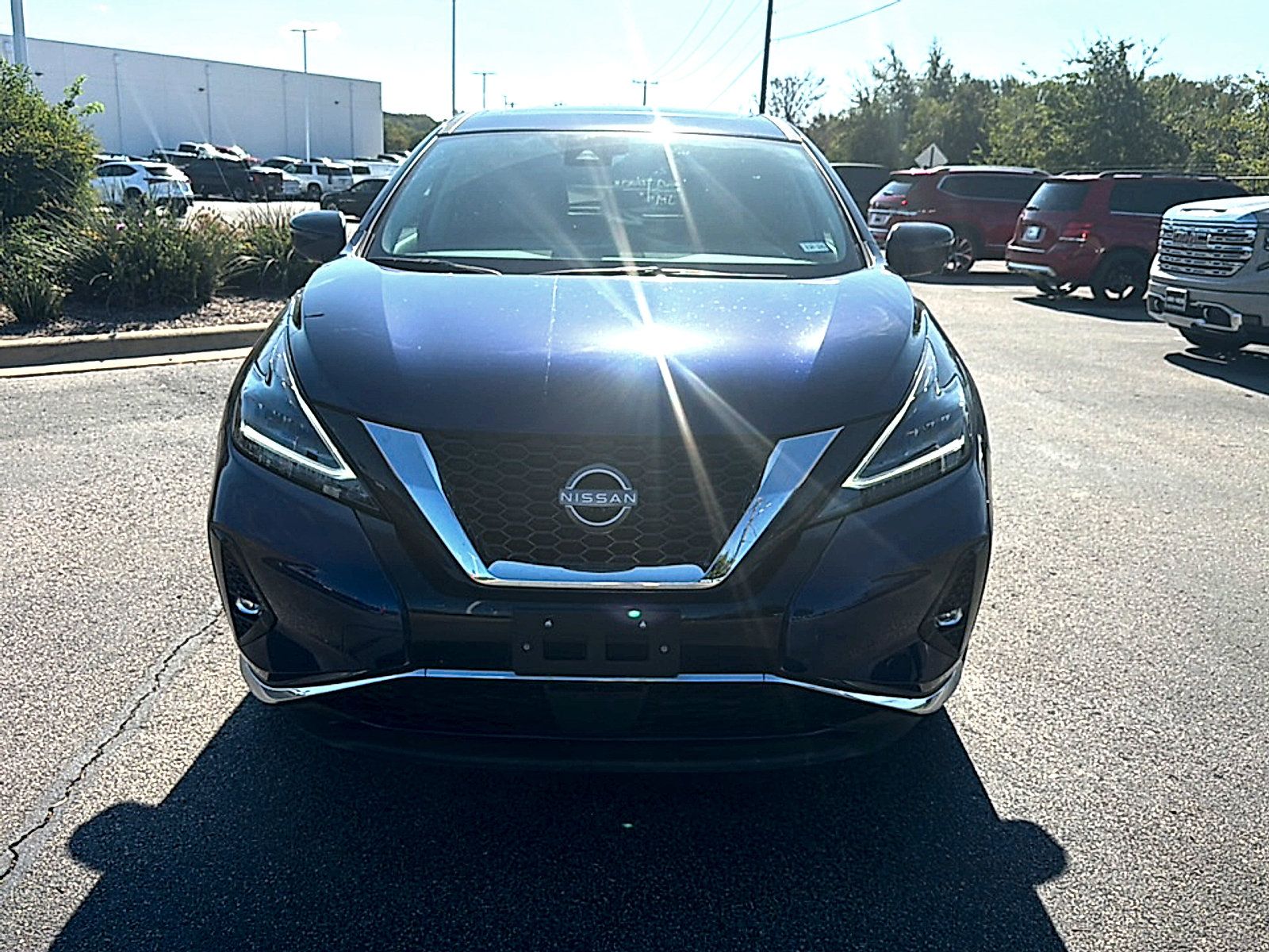 Used 2024 Nissan Murano SL FWD image 2