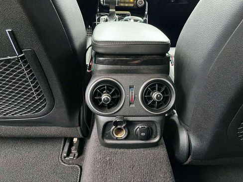 Used 2023 Kia Stinger GT-Line AWD/4WD image 4