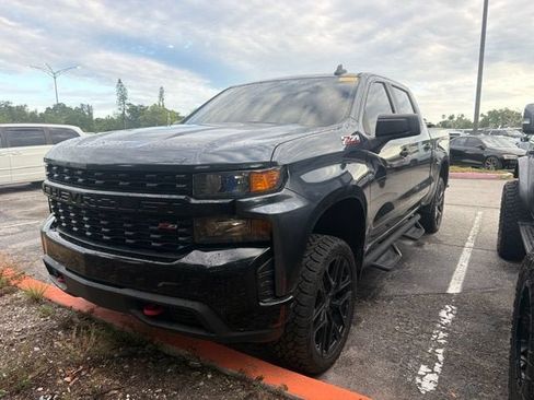Used 2021 Chevrolet Silverado 1500 Custom Trail Boss AWD/4WD image 3