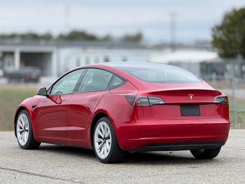 Used 2023 Tesla Model 3 Standard Range image 10