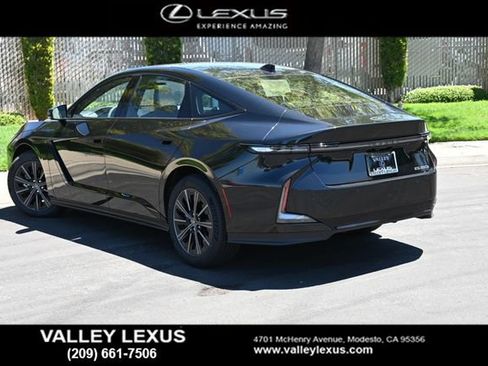 New 2026 Lexus ES 350e FWD image 4